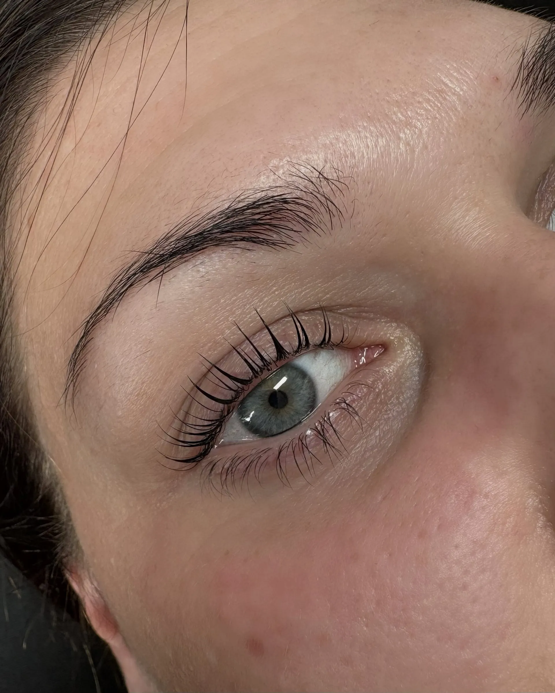 Vipper efter Lash Lamination, tæt på